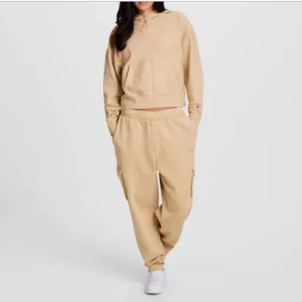 **SOLD** CHAMPION Womens Sweatsuit (Sweatpants & Hoodie)